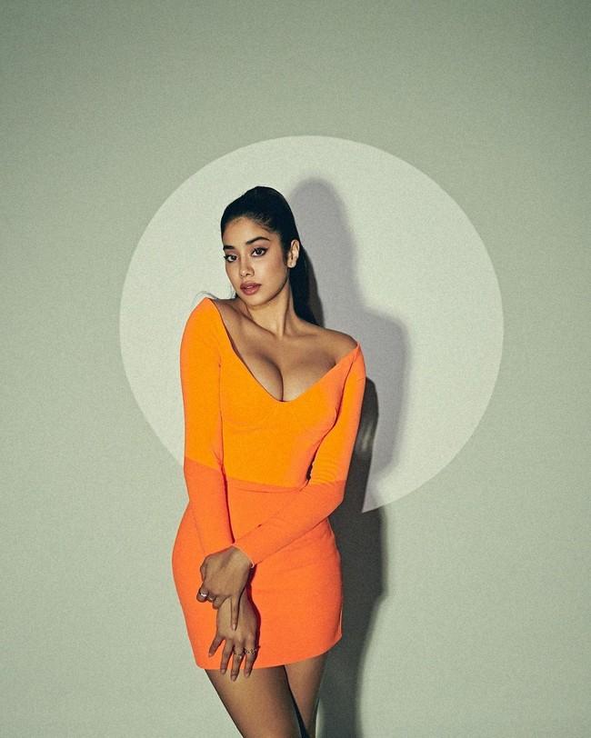 Janhvi Kapoor 14