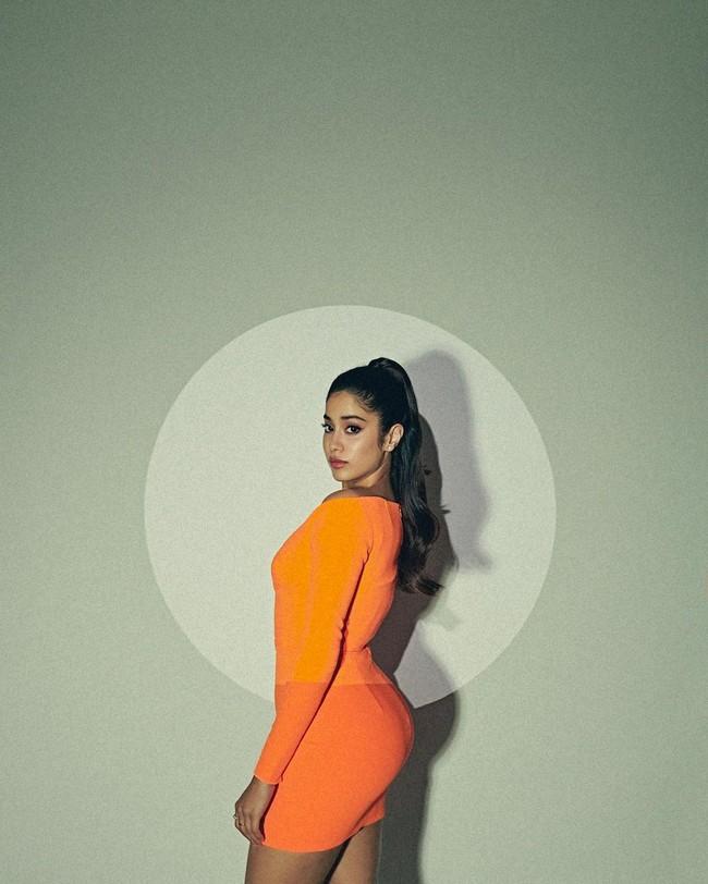 Janhvi Kapoor 15