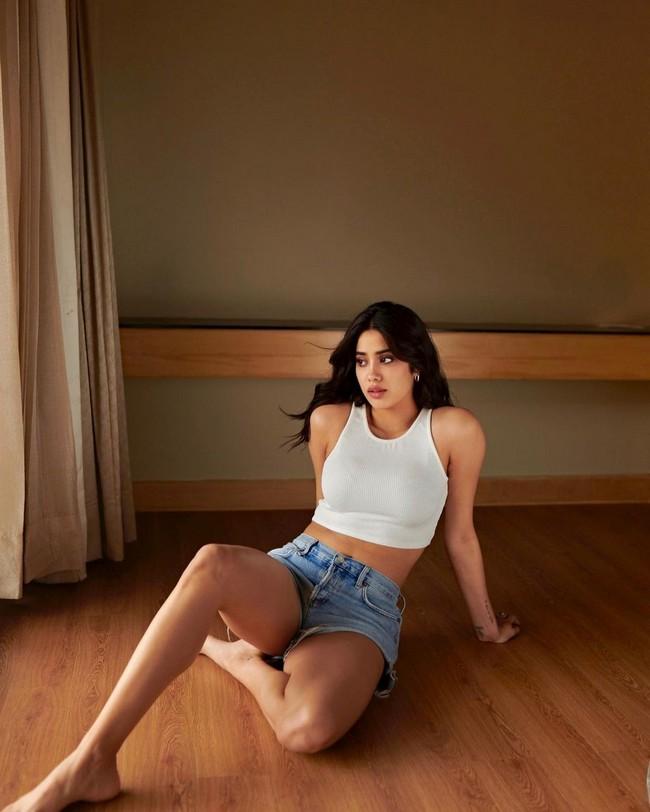 Janhvi Kapoor 5