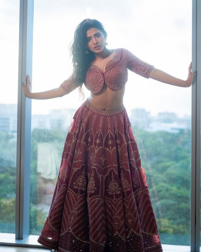 Ketika Sharma 7