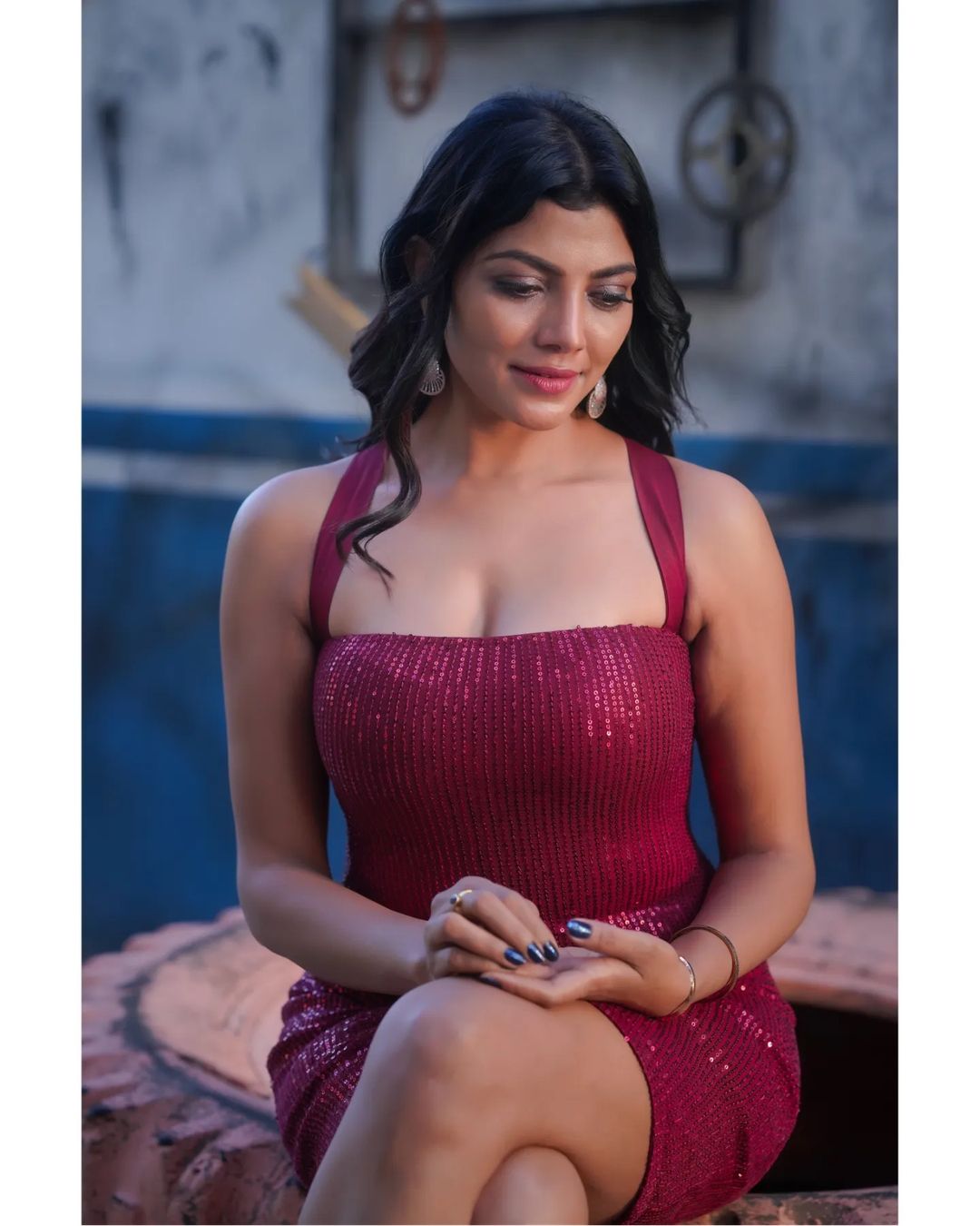 Lahari Shari (1)