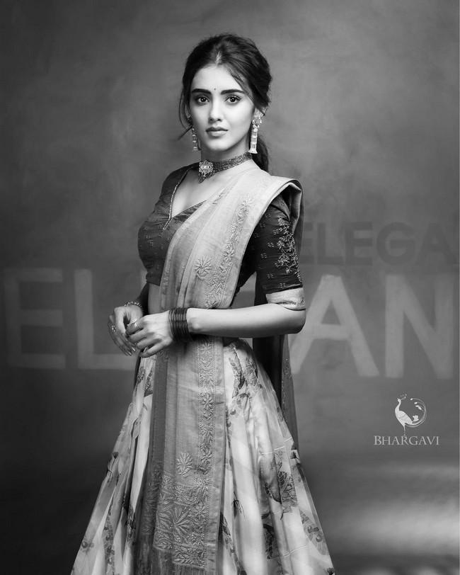 Malvika Sharma 5