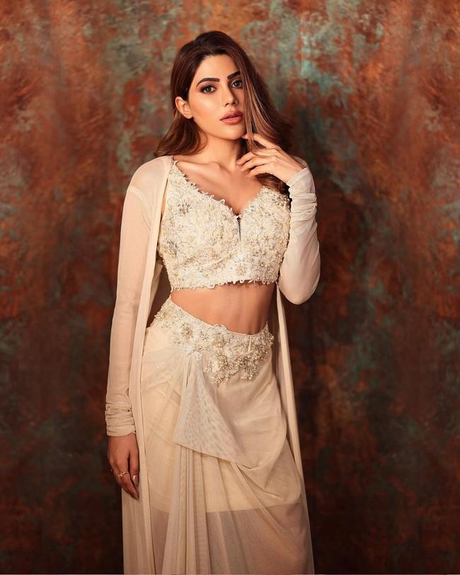 Nikki Tamboli 8