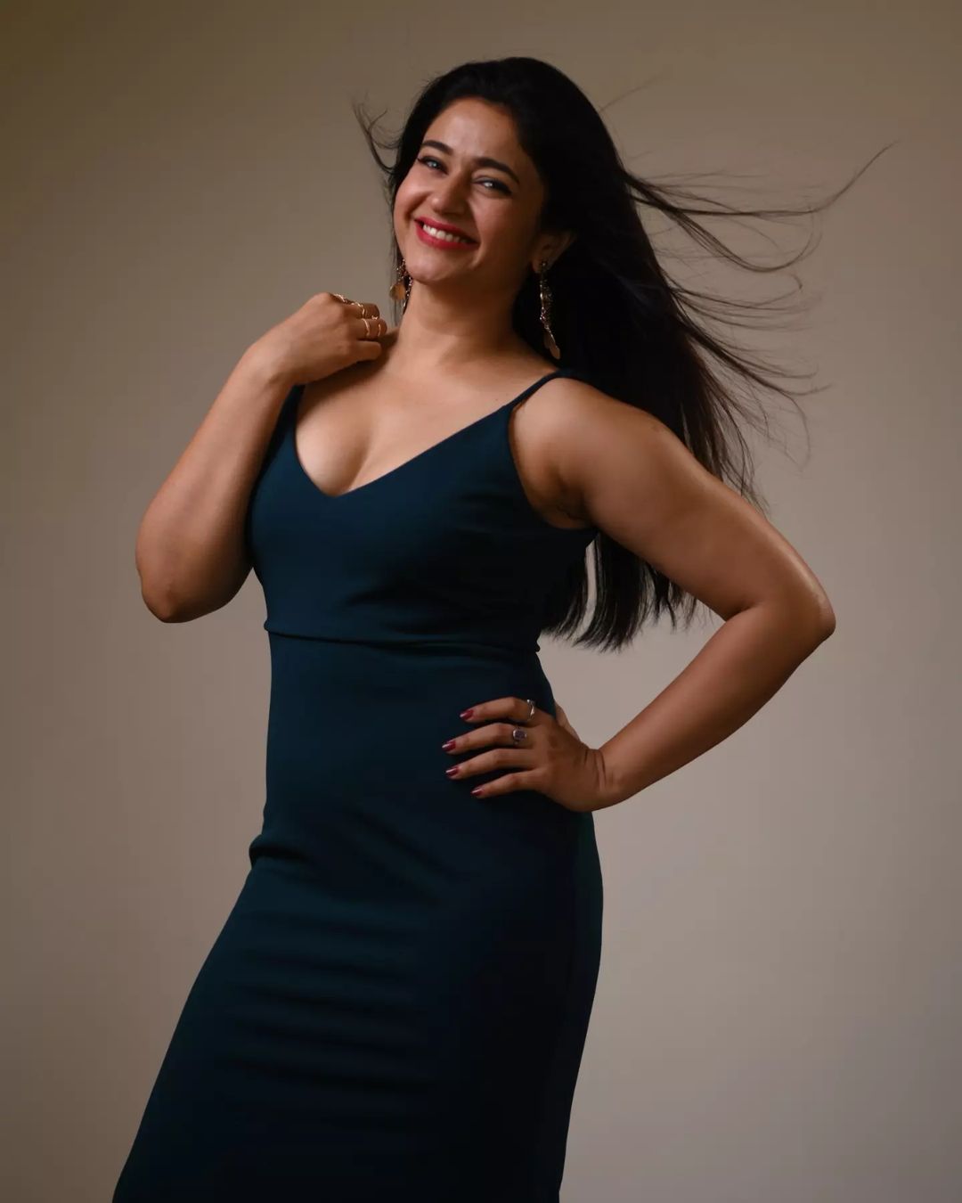 Poonam Bajwa (6)