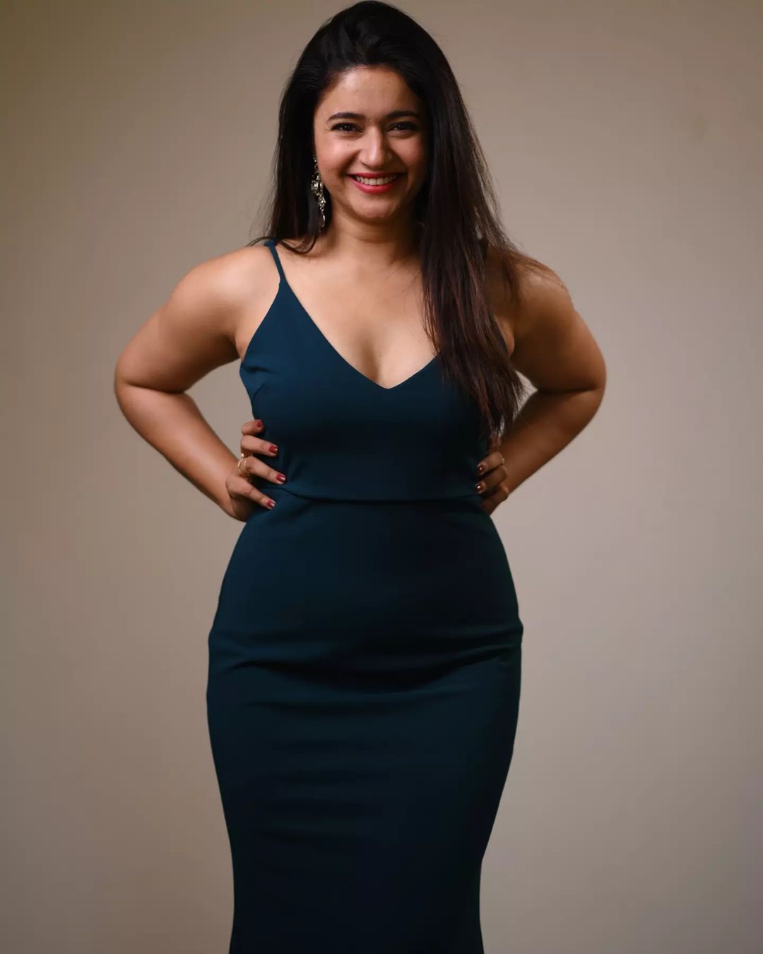 Poonam Bajwa (7)