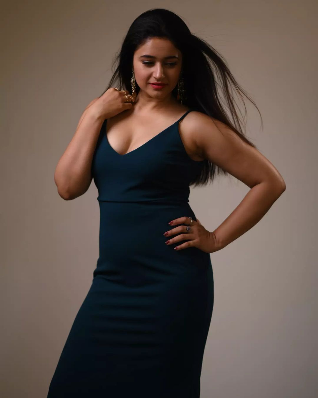 Poonam Bajwa (8)