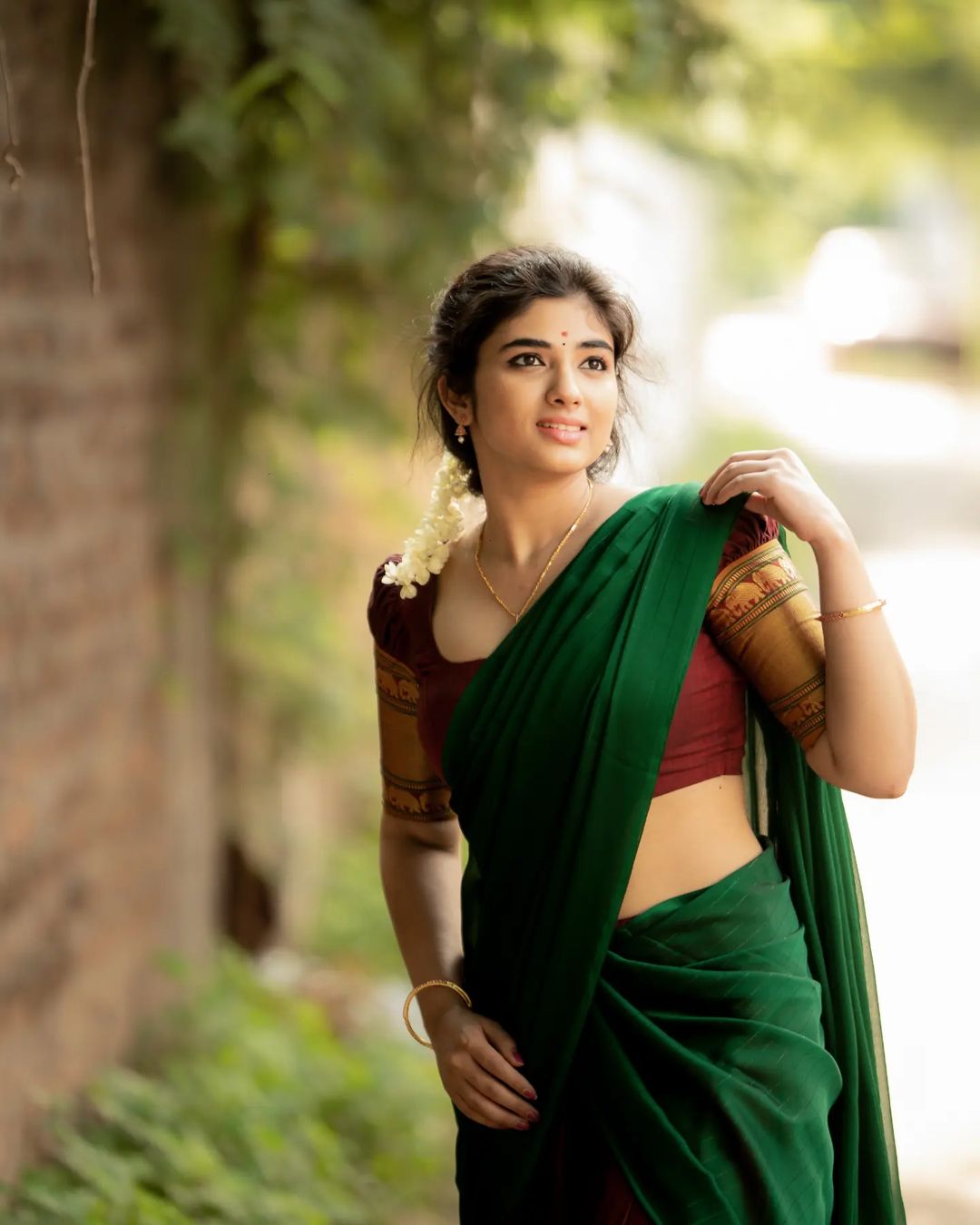 Pragya Nagra (4)