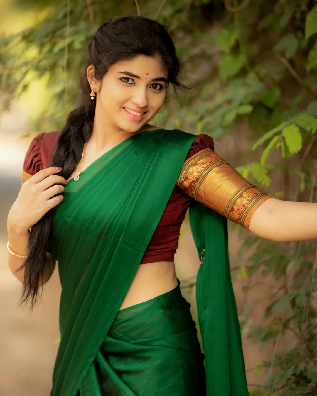 Pragya Nagra (8)