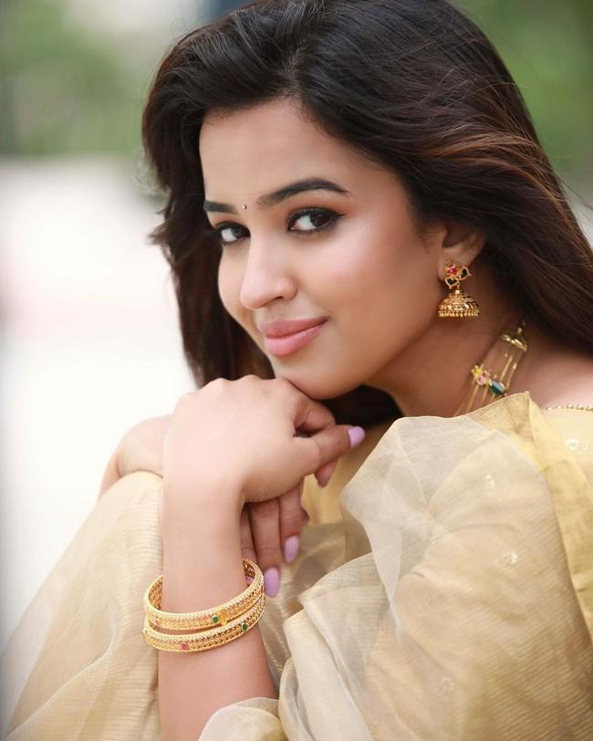 Pujita Ponnada
