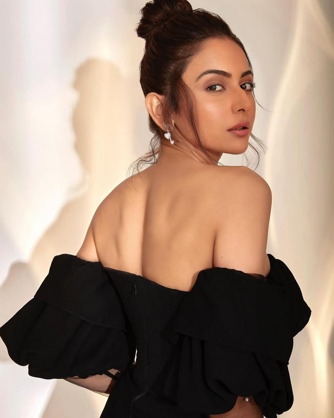 Rakul Singh 9