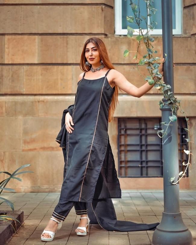 Ruma Sharma 11