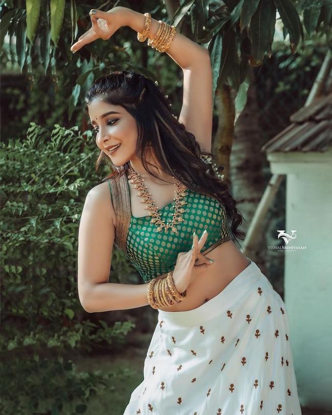 Sakshi Agarwal