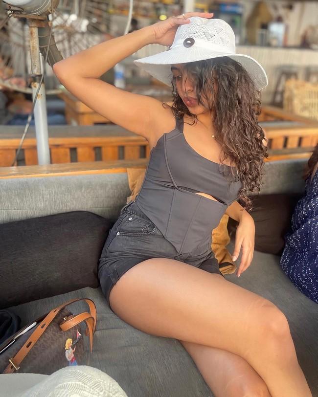 Shivathmika Rajashekar 5