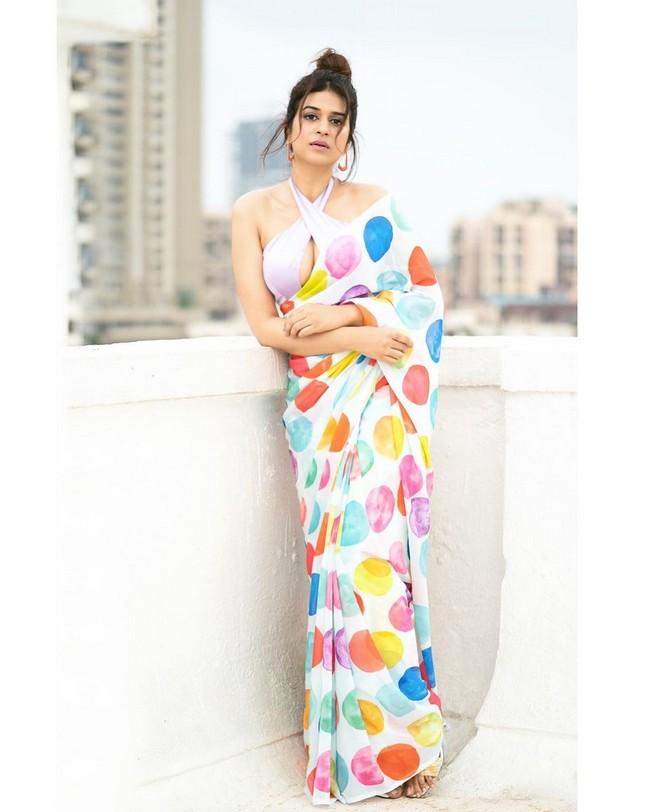 Shraddha Das 15