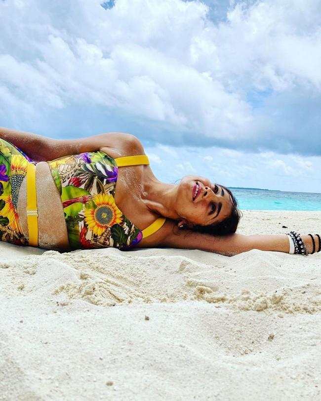 Shriya Saran 4