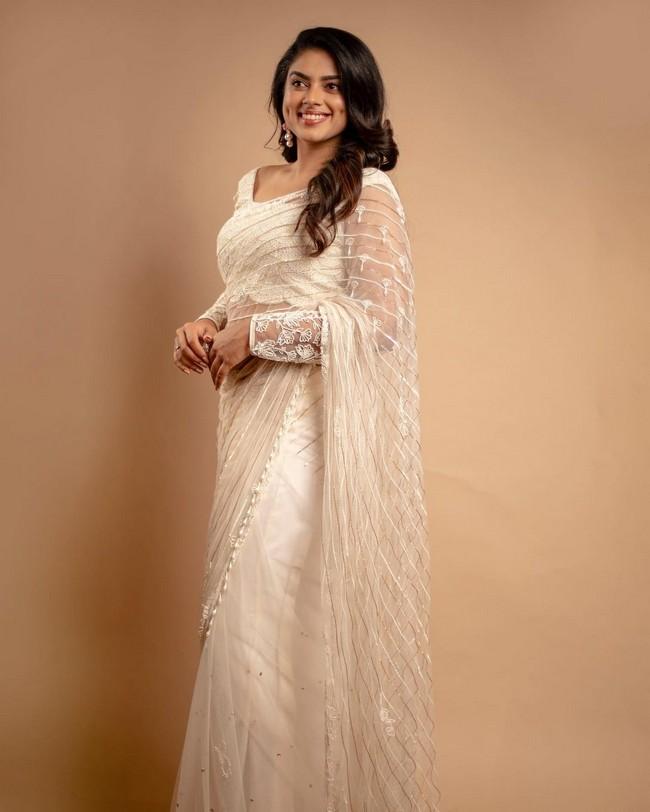 Siddhi Idnani 6