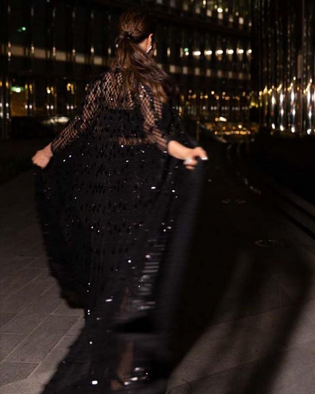 Sophie Choudry 11