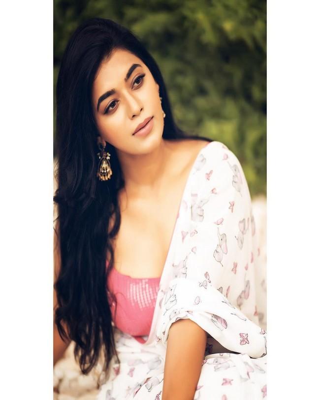 Yaamini Bhaskar 2