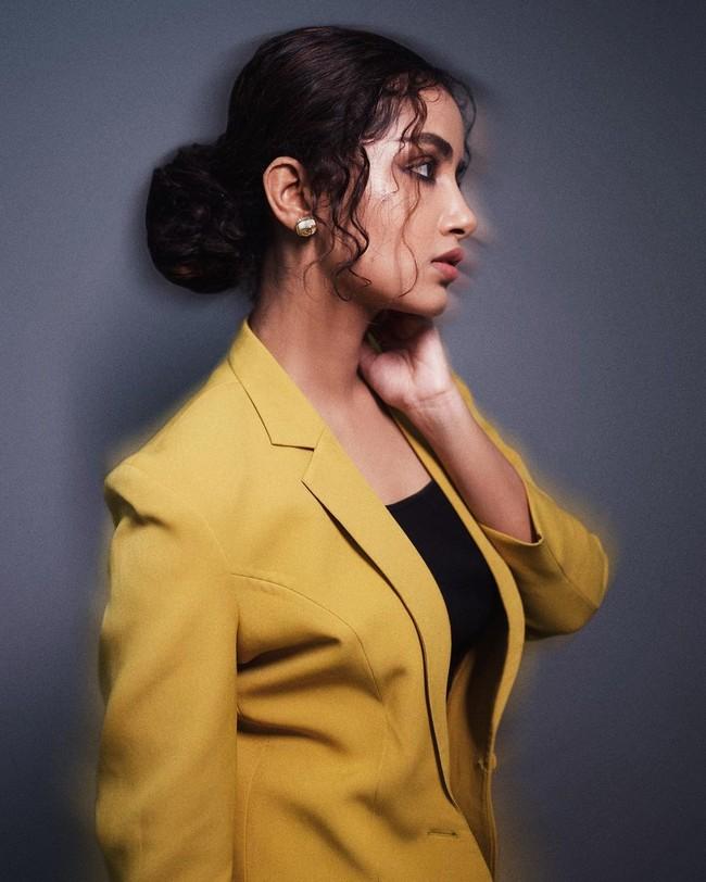 Anupama Parameswaran 2