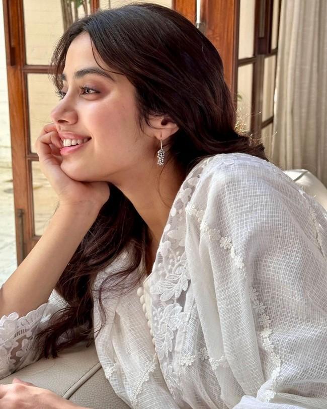 Janhvi Kapoor 3