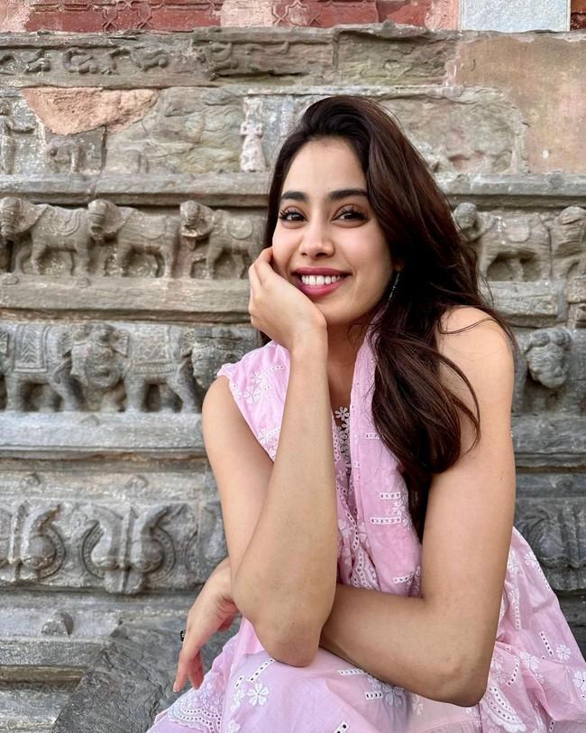 Janhvi Kapoor 6