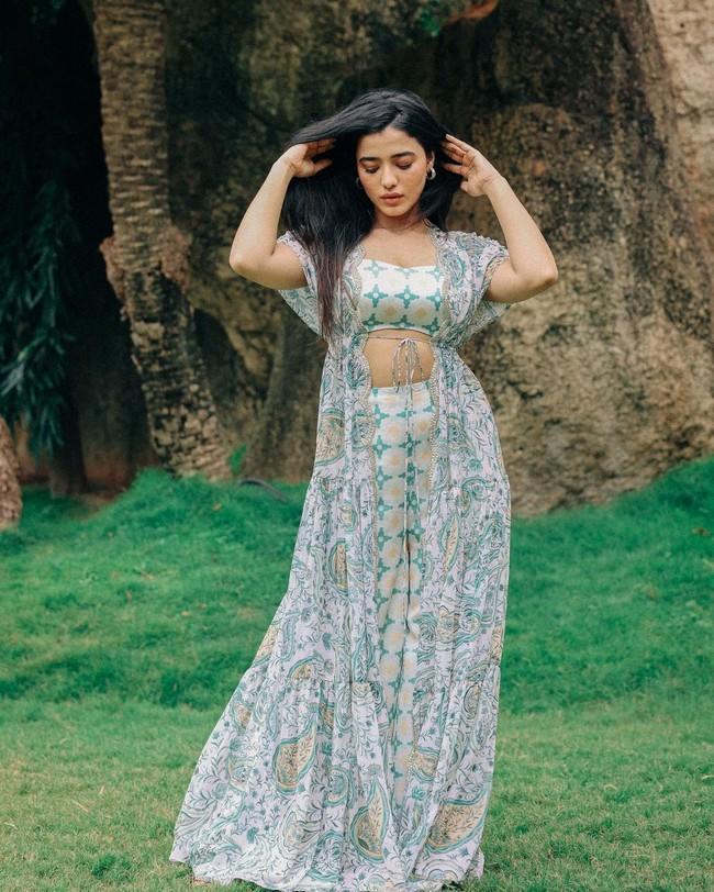 Ketika Sharma 10