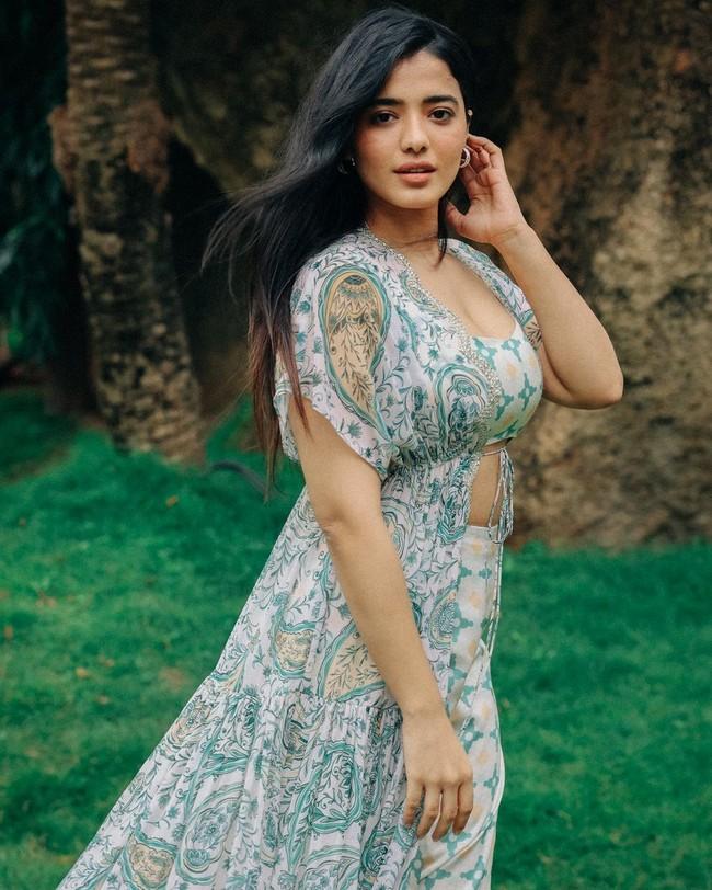 Ketika Sharma 9
