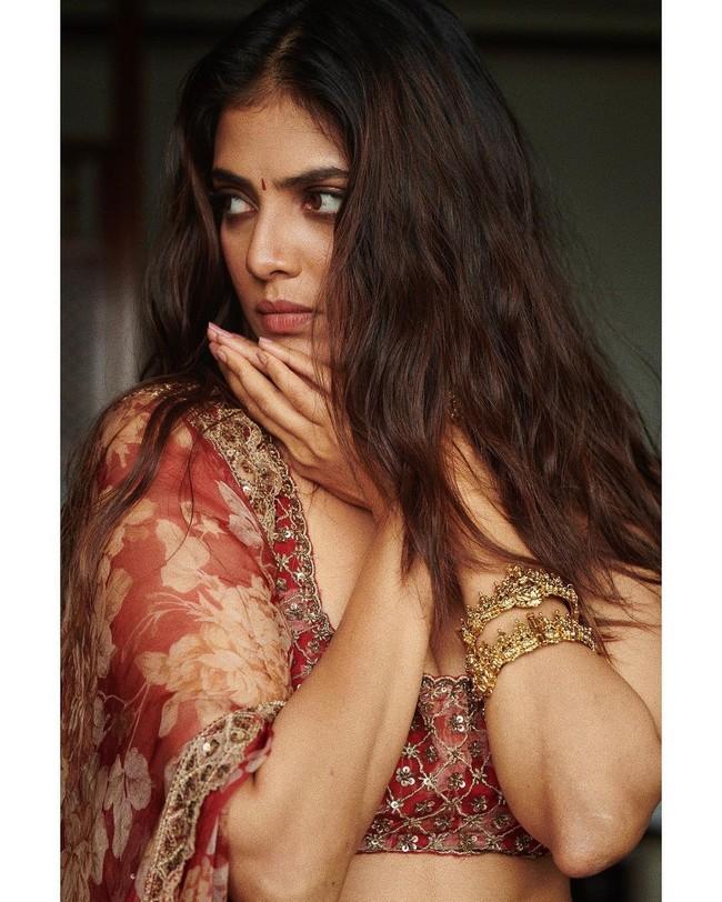 Malavika Mohanan 7