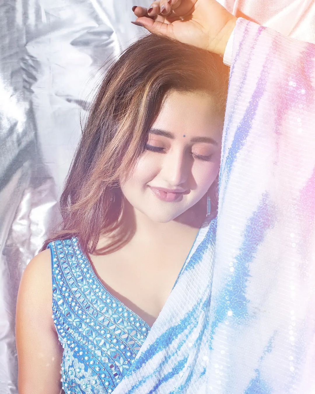 Rashami Desai (10)