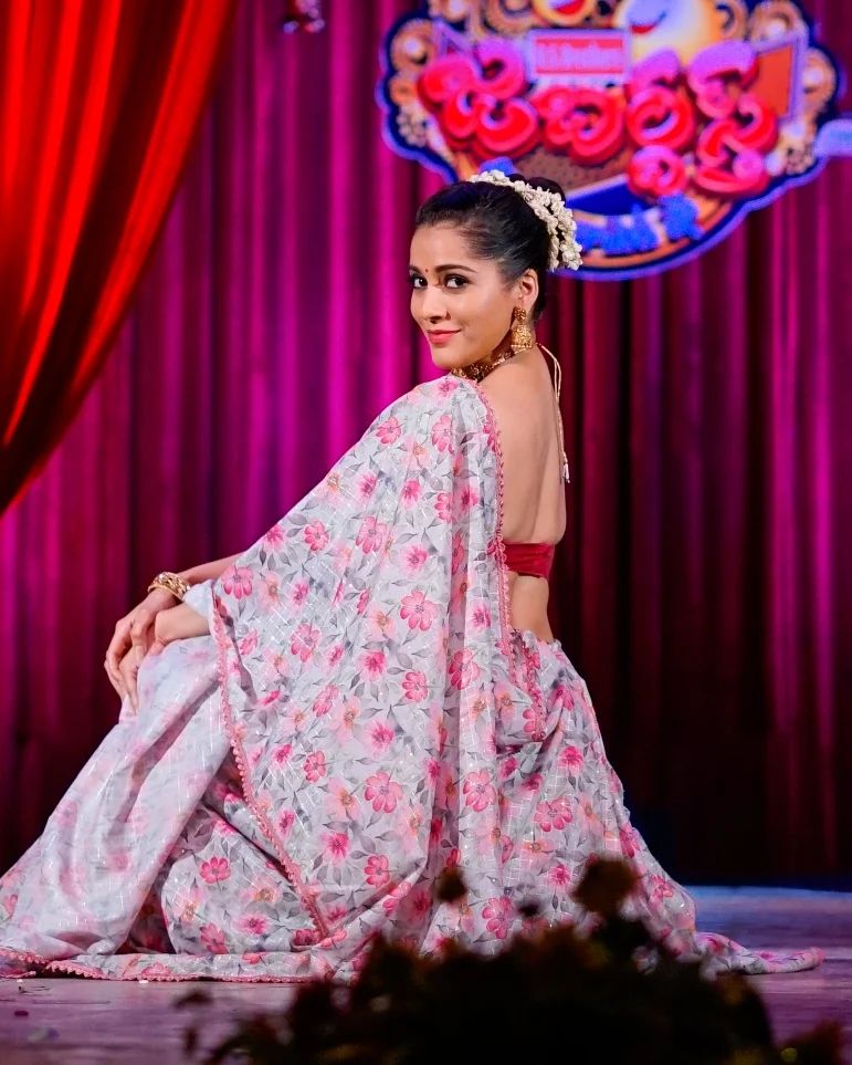 Rashmi Gautam (4)