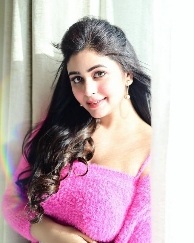 Ritabhari Chakraborty 12