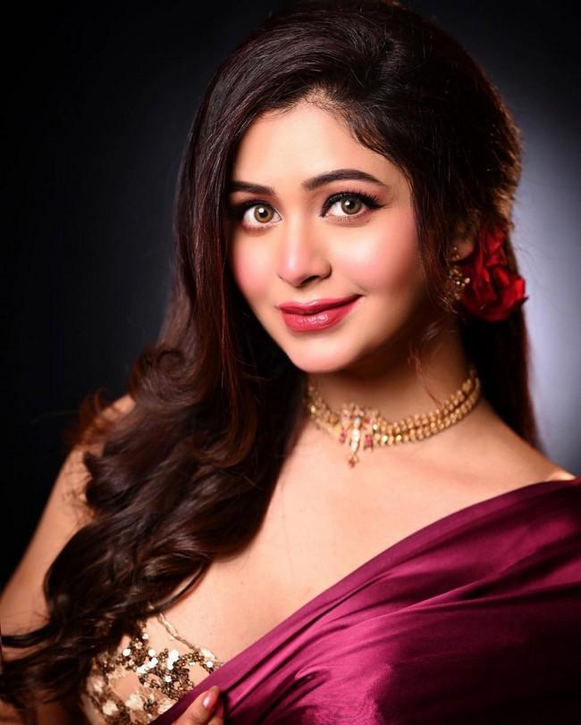 Ritabhari Chakraborty 6