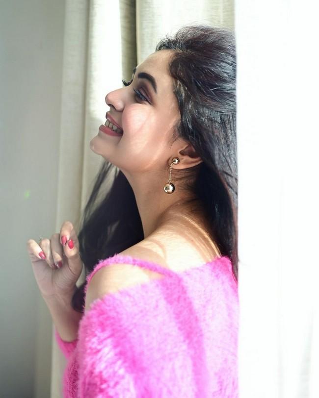 Ritabhari Chakraborty 9