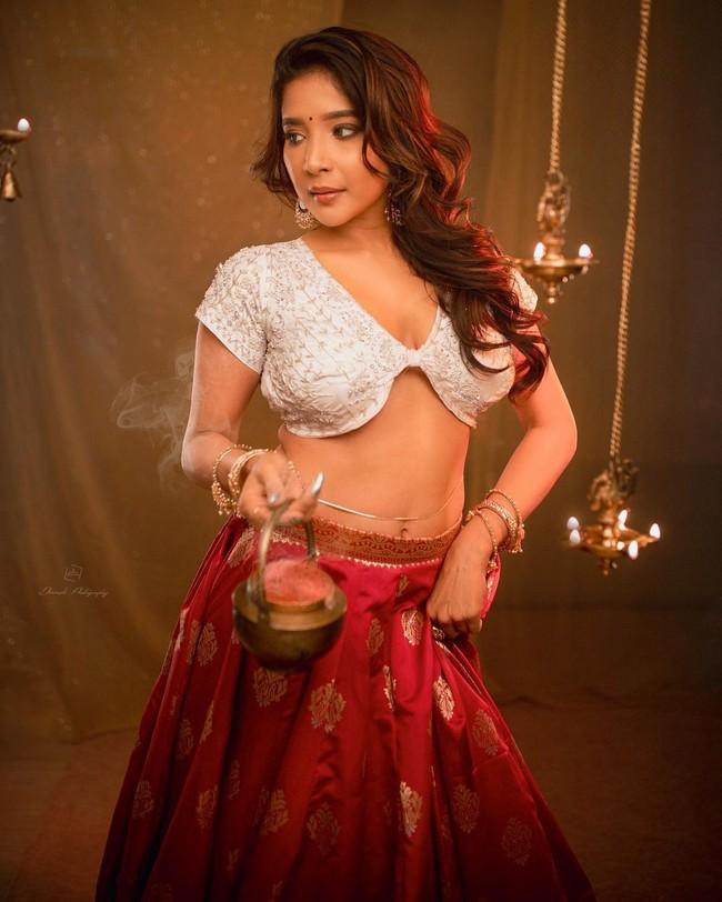 Sakshi Agarwal 3