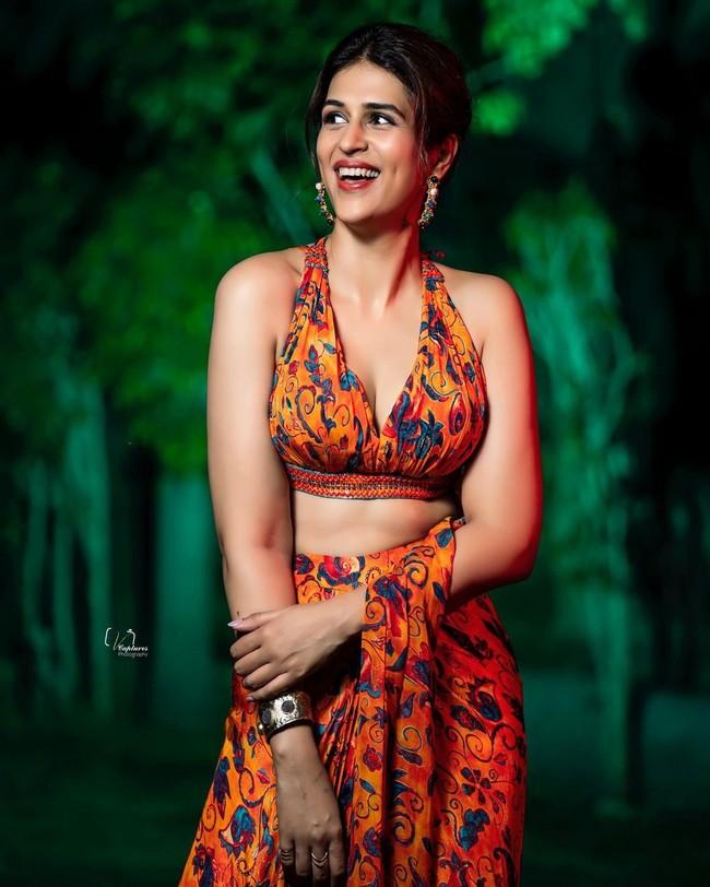 Shraddha Das 8