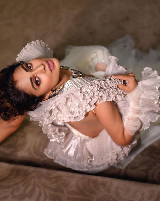 Shriya Saran 15
