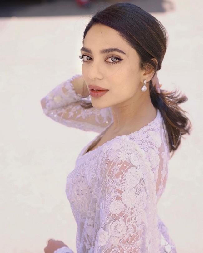 Sobhita Dhulipala