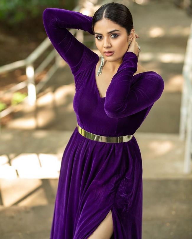 Sreemukhi 4