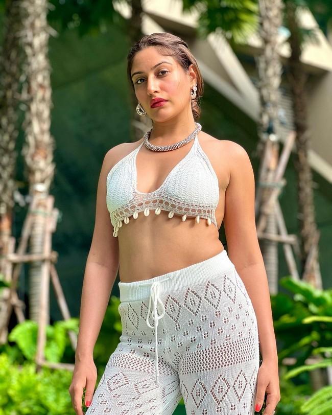 Surbhi Chandna 7