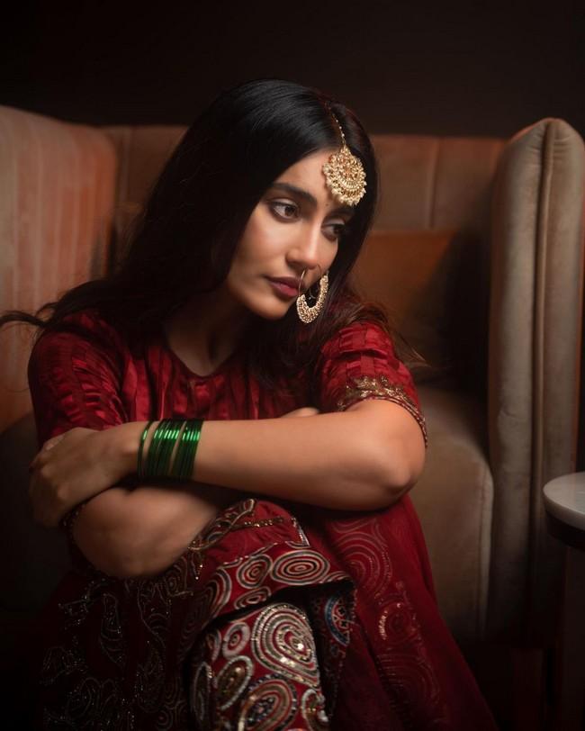 Surbhi Jyoti 16