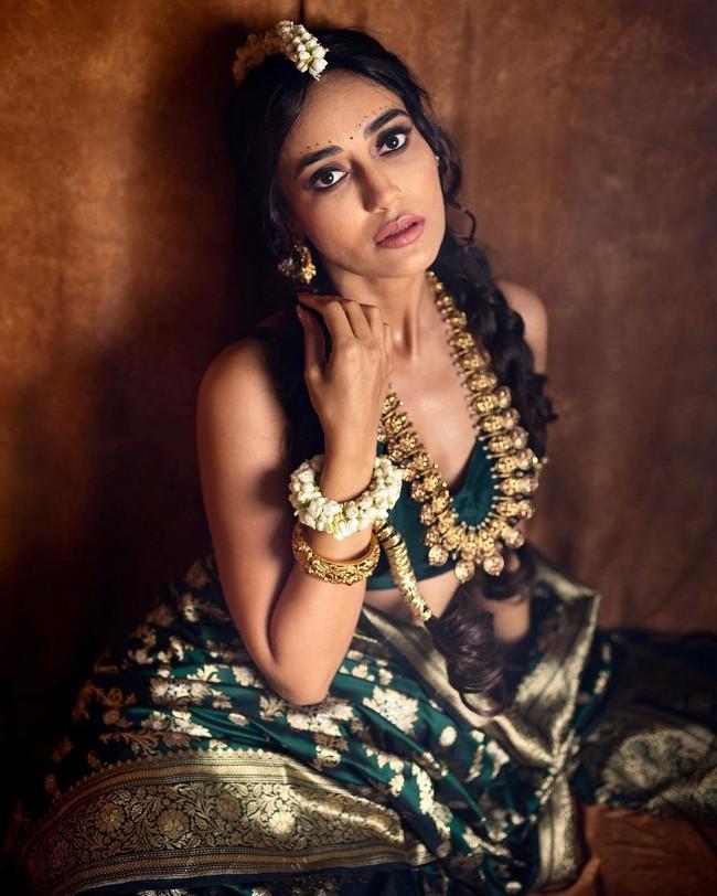 Surbhi Jyoti 5