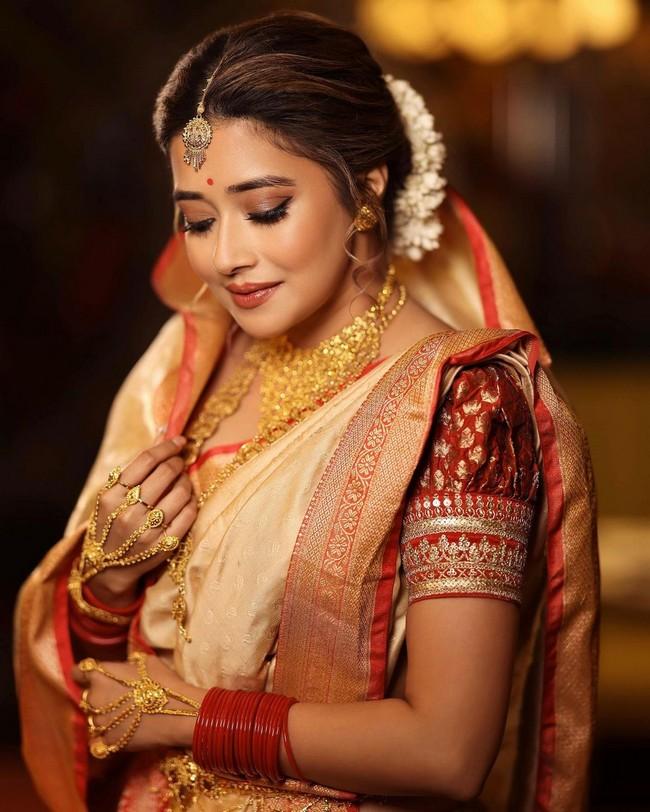 Tina Datta 12