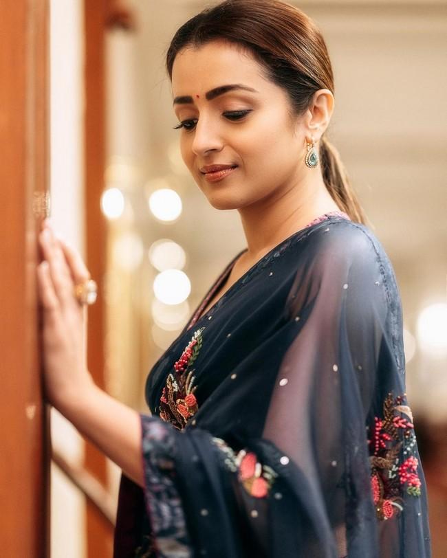 Trisha 6
