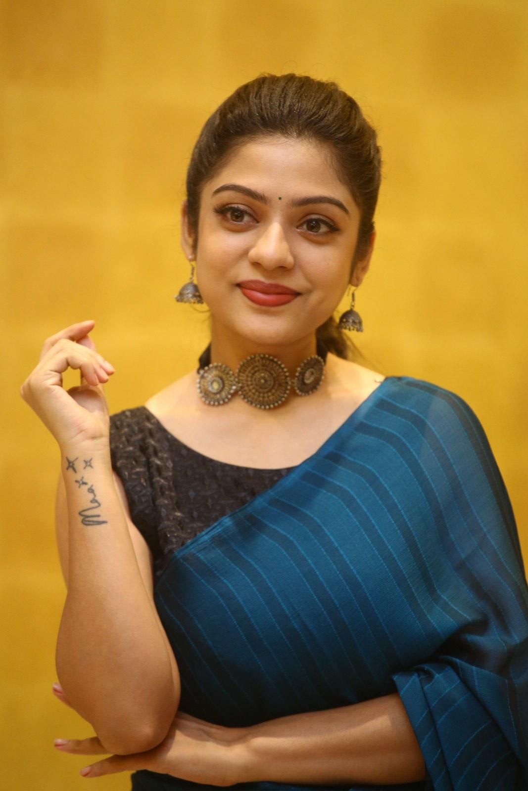 Varsha Bollamma (100)