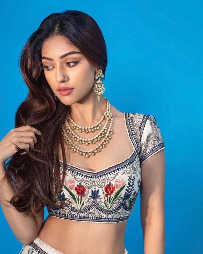 Anu Emmanuel 10