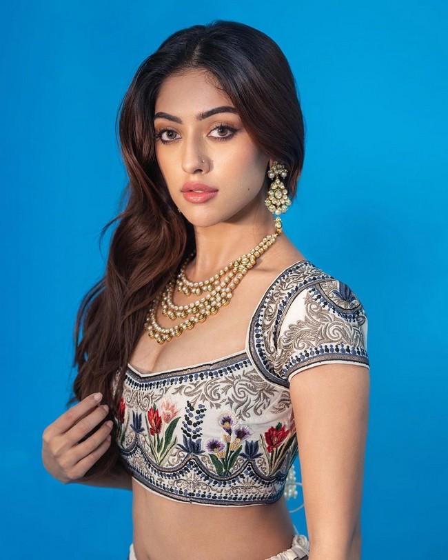 Anu Emmanuel 9