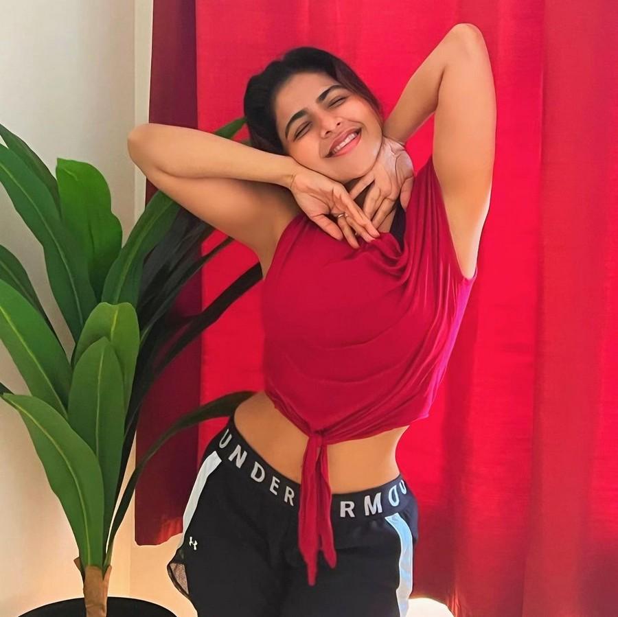 Iswarya Menon 8