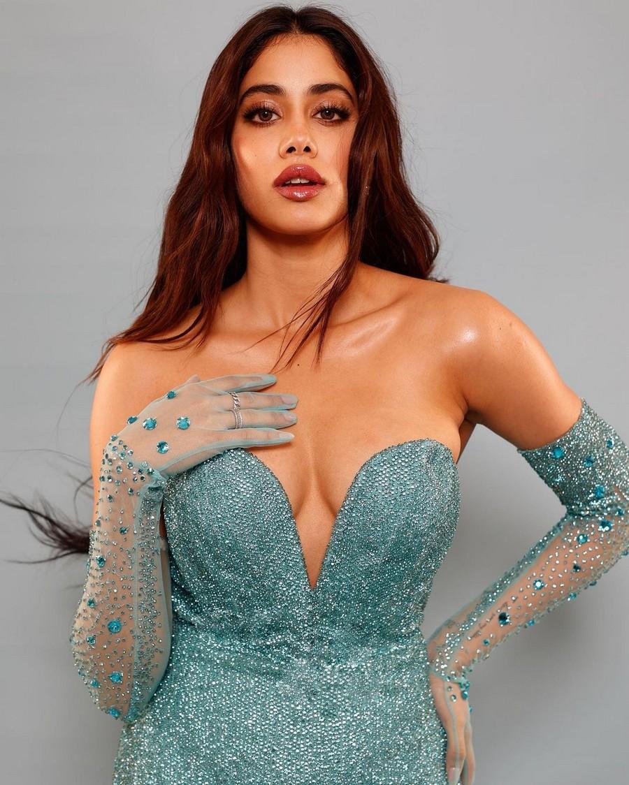 Janhvi Kapoor 3