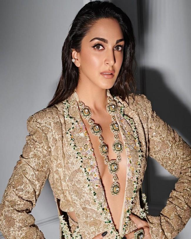 Kira Advani 8