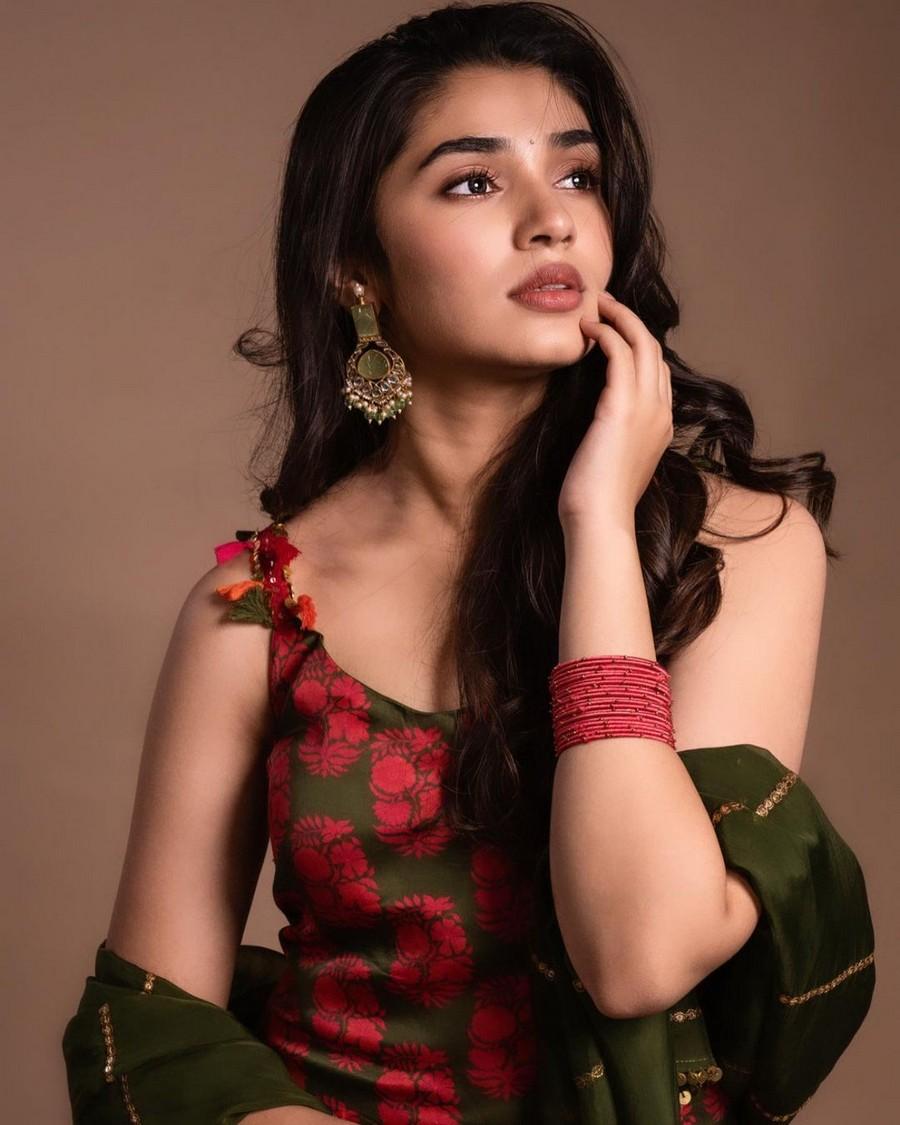 Krithi Shetty 7